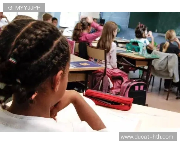 有4个孩子的嘴炮,要成婚了……